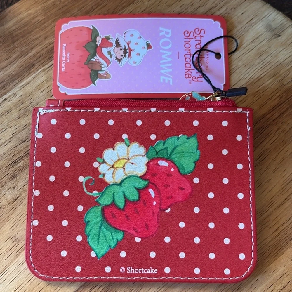 NWT~ ROMWE Strawberry Shortcake Kids/ Women Small Card Wallet 🍓 - Picture 3 of 11